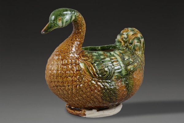 Sancai glazed duck